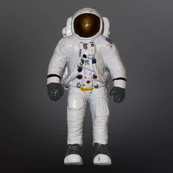 VINTAGE RARE 1998 APII NASA Astronaut Apollo Mission Action Figure 2.5” - Picture 1 of 5